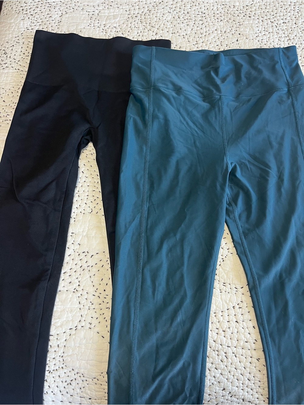 Sweaty Betty & Spanx Legging Lot Size Large Excellent Black Dark Teal 7/8 Length